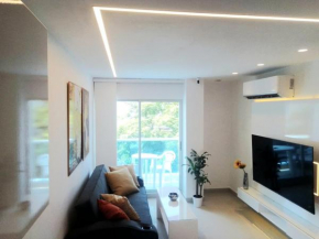 Moderno diseño VIP'S PEOPLE zona comercial - ocio